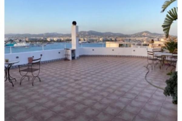 Hus til salgs til Dalt Vila - La Marina (Ibiza)